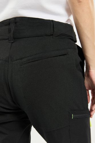 Pantalon technique LAKKARI - BERMUDES - Modalova