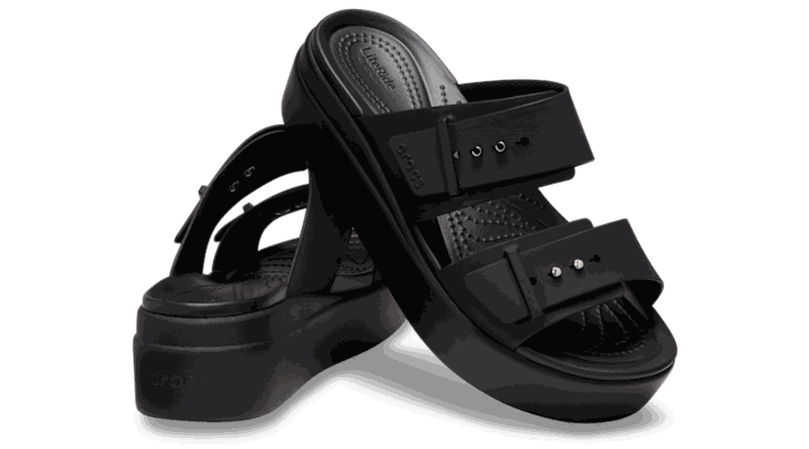 Brooklyn Buckle Low Sandales s Black 34 - Crocs - Modalova