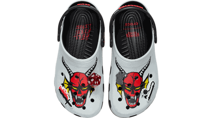Stranger Things Hellfire Classic Sabots Unisex Multi 36 - Crocs - Modalova