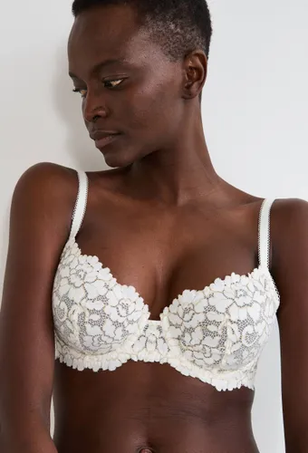 Soutien-gorge corbeille balconnet CAMILLE en dentelle avec fils métallisés - MONOPRIX - Modalova