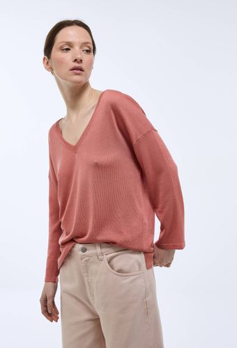 Pull col V en maille fine contenant de la soie - MONOPRIX - Modalova