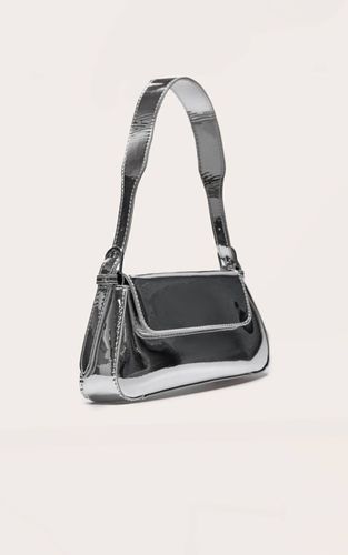Silver Sac À Bandoulière Trapèze Métallisé - PrettyLittleThing - Modalova