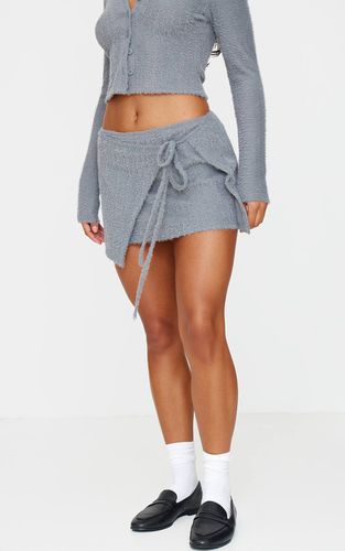 Blue Grey Mini-jupe Plissée À Texture Brossée Avec Liens Latéraux | Taille 42 - PrettyLittleThing - Modalova