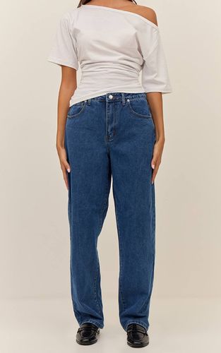 Dark Blue Jean Boyfriend Taille Haute | Taille 32 - PrettyLittleThing - Modalova