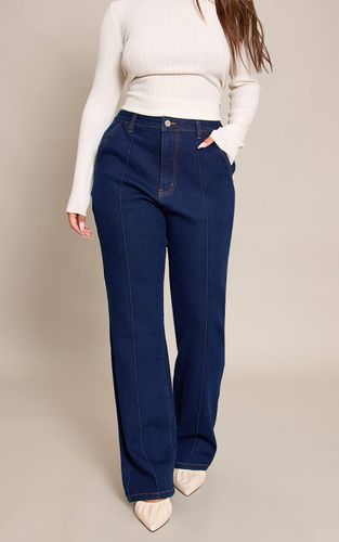 Jean Taille Haute En Denim Stretch Sculptant Avec Pinces Et Détail Dos Ajustable | Taille 42 - PrettyLittleThing - Modalova