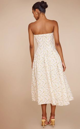 Yellow Robe Patineuse Mi-longue Bustier À Imprimé Fleuri Ditsy | Taille 42 - PrettyLittleThing - Modalova