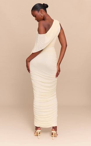 Almond Robe Longue Drapée Asymétrique À Épaule Dénudée Avec Superposition De Mesh | Taille 32 - PrettyLittleThing - Modalova