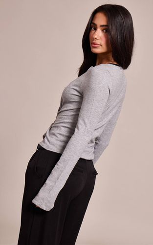 Grey Marl Cardigan Petite En Maille Fine À Boutons | Taille Large - PrettyLittleThing - Modalova