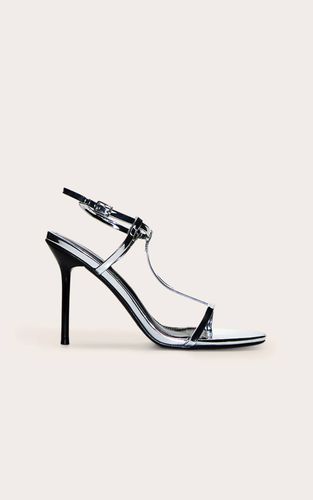 Silver Sandale À Talons Cage Effet Froissé | Taille 36 - PrettyLittleThing - Modalova