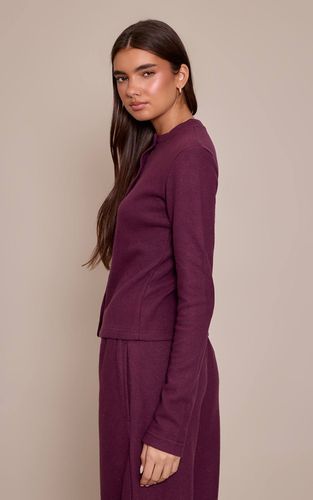 Dark Plum Haut Boutonné À Rayures Toucher Doux | Taille 32 - PrettyLittleThing - Modalova