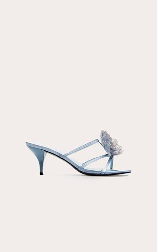 Baby Blue Mule À Talon Chaton Ornée De Fleurs Perlées | Taille 38 - PrettyLittleThing - Modalova