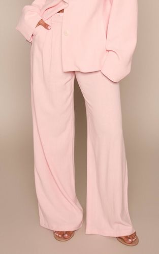 Baby Pink Pantalon Coordonné Petite Aspect Lin Avec Détail De Plis | Taille 32 - PrettyLittleThing - Modalova