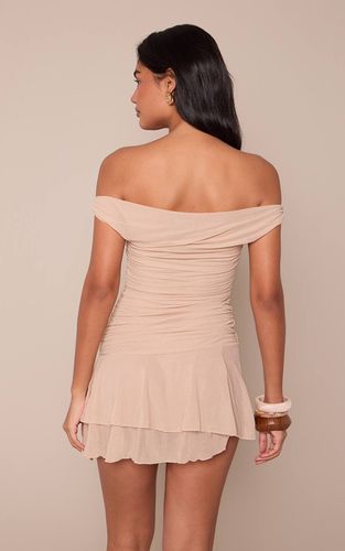 Almond Robe Mini Fluide En Mousseline À Fronces Asymétriques | Taille 42 - PrettyLittleThing - Modalova
