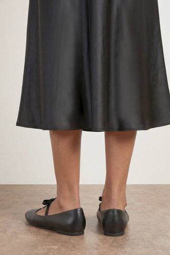 Ballerines Mary Jane Pippin avec Détail Nœud | Taille 8 - Oasis - Modalova