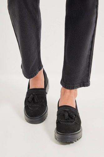 Mocassins Chunky à Pompons en Daim Brooker | Taille 37 - Oasis - Modalova