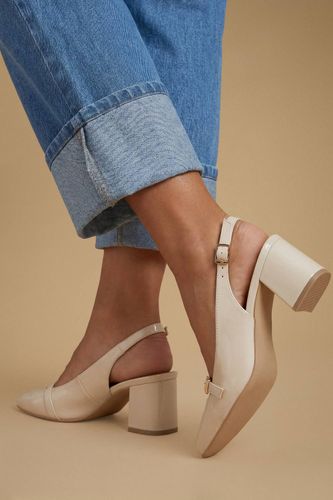 Sheela Babies À Bride Arrière Et Talon Bloc En Synthétiquecuir Verni | Taille 41 - Oasis - Modalova