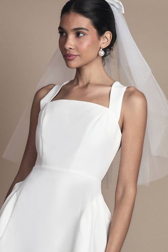 Petite Robe de Mariée Mini Structurée en Crêpe avec Nœud au Dos | Taille 46 - Coast - Modalova