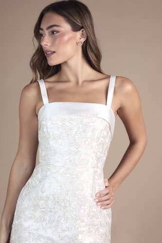 Robe de Mariée Courte en Dentelle Ornementée | Taille 46 - Coast - Modalova