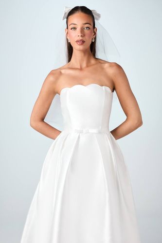 Robe de Mariée Maxi Sans Bretelles à Encolure Festonnée | Taille 42 - Coast - Modalova