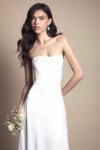 Robe De Mariée En Satin Bustier Cœur Avec Traîne Flottante | Taille 46 - Coast - Modalova