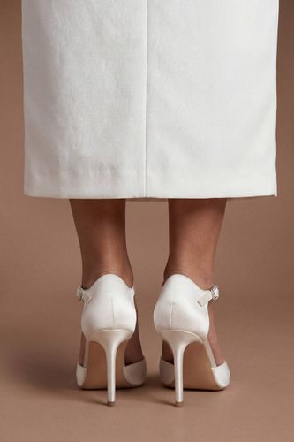 Escarpins De Mariée Megan En Satin À Boucle Ornée De Strass, Bride Bipartite Et Talon Aiguille Haut À Bout Pointu | Taille 41 - Coast - Modalova