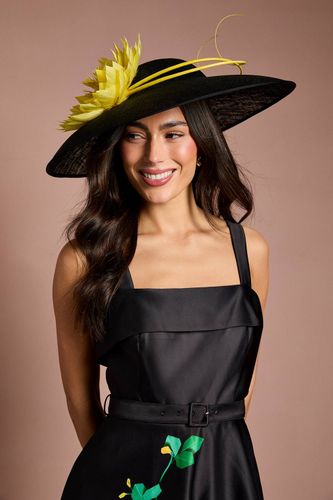 Chapeau À Large Bord Lisa Tan Avec Détails De Plumes Et Pennes - Coast - Modalova