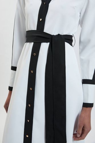 Robe Chemise Midi Ceinturée en Sergé Tissé à Blocs de Couleurs | Taille 16 - KarenMillen - Modalova