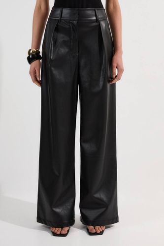 Pantalon en synthétique à taille haute et jambes larges | Taille 16 - KarenMillen - Modalova