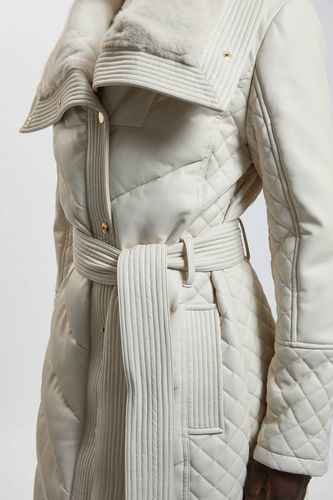 Manteau Mi-Long Matelassé en synthétiquecuir et synthétique | Taille 12 - KarenMillen - Modalova