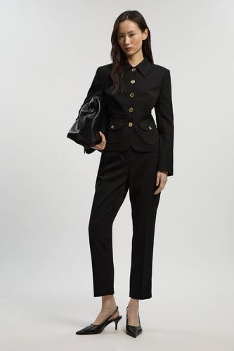 Veste Ajustée Texturée en Tissu Stretch Compact | Taille 16 - KarenMillen - Modalova