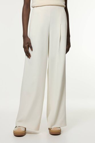 Pantalon Tailleur Petite à Jambes Larges en Stretch Compact Essentiel | Taille 16 - KarenMillen - Modalova