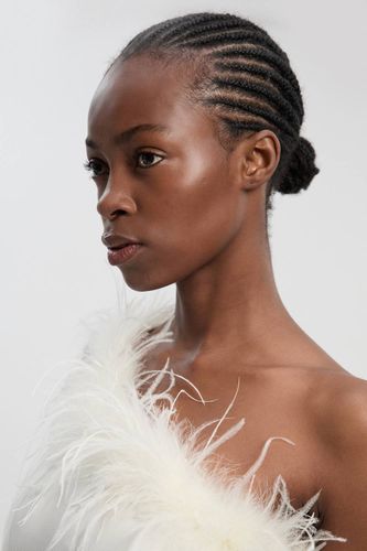 Robe Longue Moulante en Maille Bandage avec Détails Plumes | Taille Medium - KarenMillen - Modalova