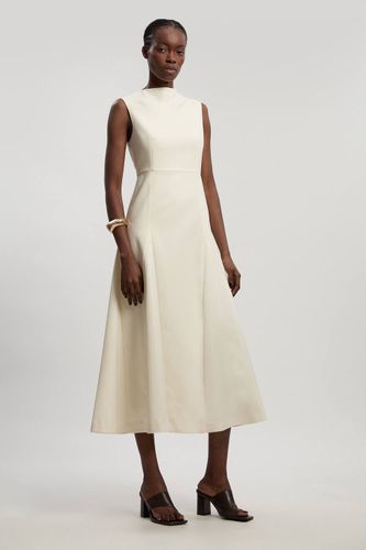 Robe Midi Cintrée En Satin À Jupe Évasée Avec Godets | Taille 16 - KarenMillen - Modalova
