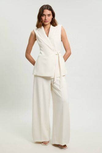 Gilet Ajusté En Tissu Stretch Compact Avec Lien À Nouer À La Taille | Taille 16 - KarenMillen - Modalova