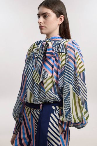 Blouse Tissée à Imprimé Géométrique en Georgette de Viscose avec Nœud Lavallière | Taille 16 - KarenMillen - Modalova