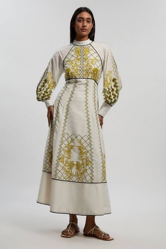Robe Maxi En Voile Brodée Avec Découpes Ajourées Et Manches Ballon Petite Taille | Taille 14 - KarenMillen - Modalova