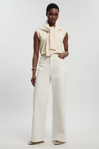 Jean Taille Haute Jambe Large en Denim | Taille 16 - KarenMillen - Modalova