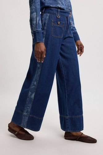 Jean Large À Contraste Denim Et Jacquard | Taille 18 - KarenMillen - Modalova