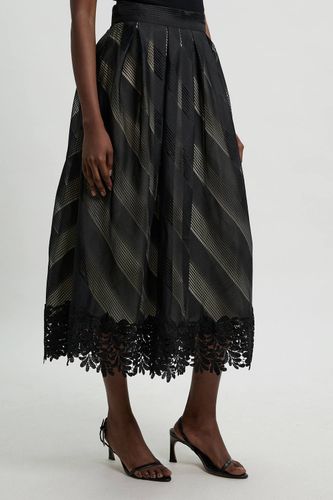 Jupe Ample En Organza Texturé Mélangé | Taille 16 - KarenMillen - Modalova