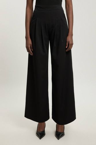 Pantalon Tailleur À Jambe Large Avec Détails Plissés | Taille 16 - KarenMillen - Modalova