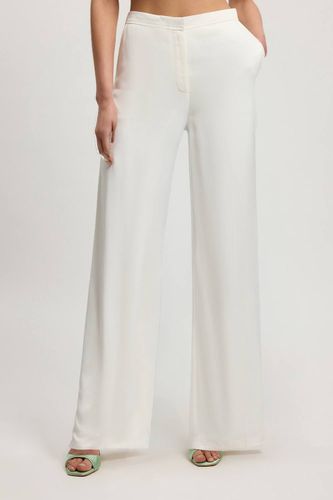 Pantalon Évasé Ajusté En Viscose Satinée | Taille 18 - KarenMillen - Modalova