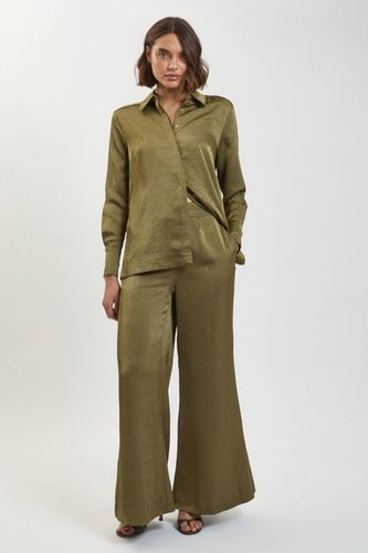 Chemise Tissée Décontractée En Satin Martelé Petite | Taille 16 - KarenMillen - Modalova