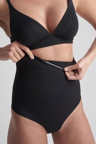 String Sculptant Taille Haute | Taille Medium - KarenMillen - Modalova