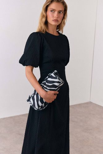 Robe Midi Texturée À Manches Bouffantes Et Godets Latéraux | Taille 42 - Warehouse - Modalova