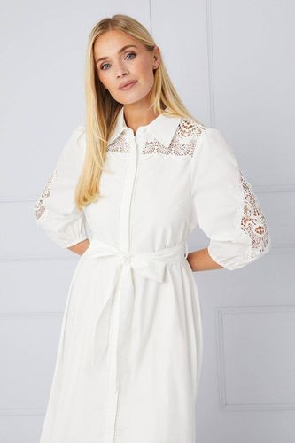 Robe Chemise Petite Occasion en Coton avec Détails Ajourés | Taille 46 - Wallis - Modalova
