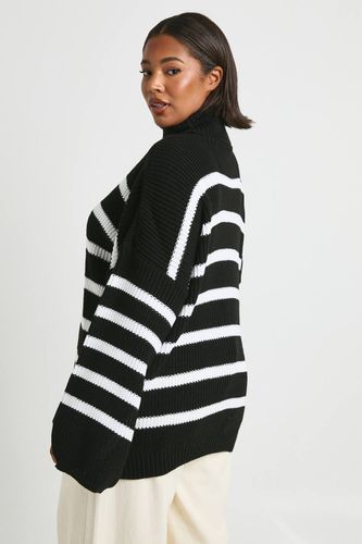 Plus Pull en Tricot à Col Roulé Rayé | Taille 48 - boohoo - Modalova