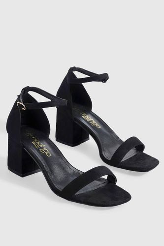 Talons à large chaussant, à bloc bas, quasi invisibles | Taille 41 - boohoo - Modalova