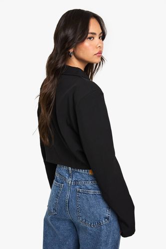 Basics Blazer Court Boxy à Détail de Poche | Taille 42 - boohoo - Modalova