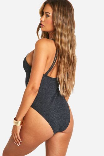 Maillot de bain une pièce texturé à anneau | Taille 44 - boohoo - Modalova