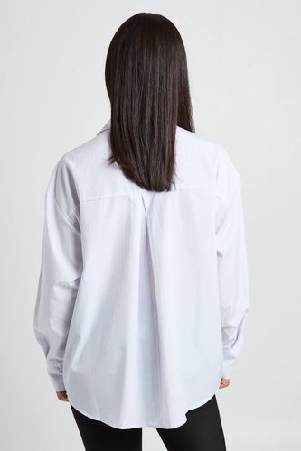 Chemise à fines rayures surdimensionnée | Taille 40 - boohoo - Modalova